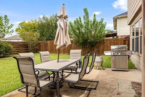 Outdoor dining