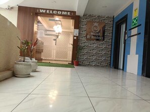 Exterior - HOTEL RJ RESIDENCY C.G.ROAD (Ahmedabad)