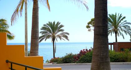 Madalena Sunset by Mill Escapes