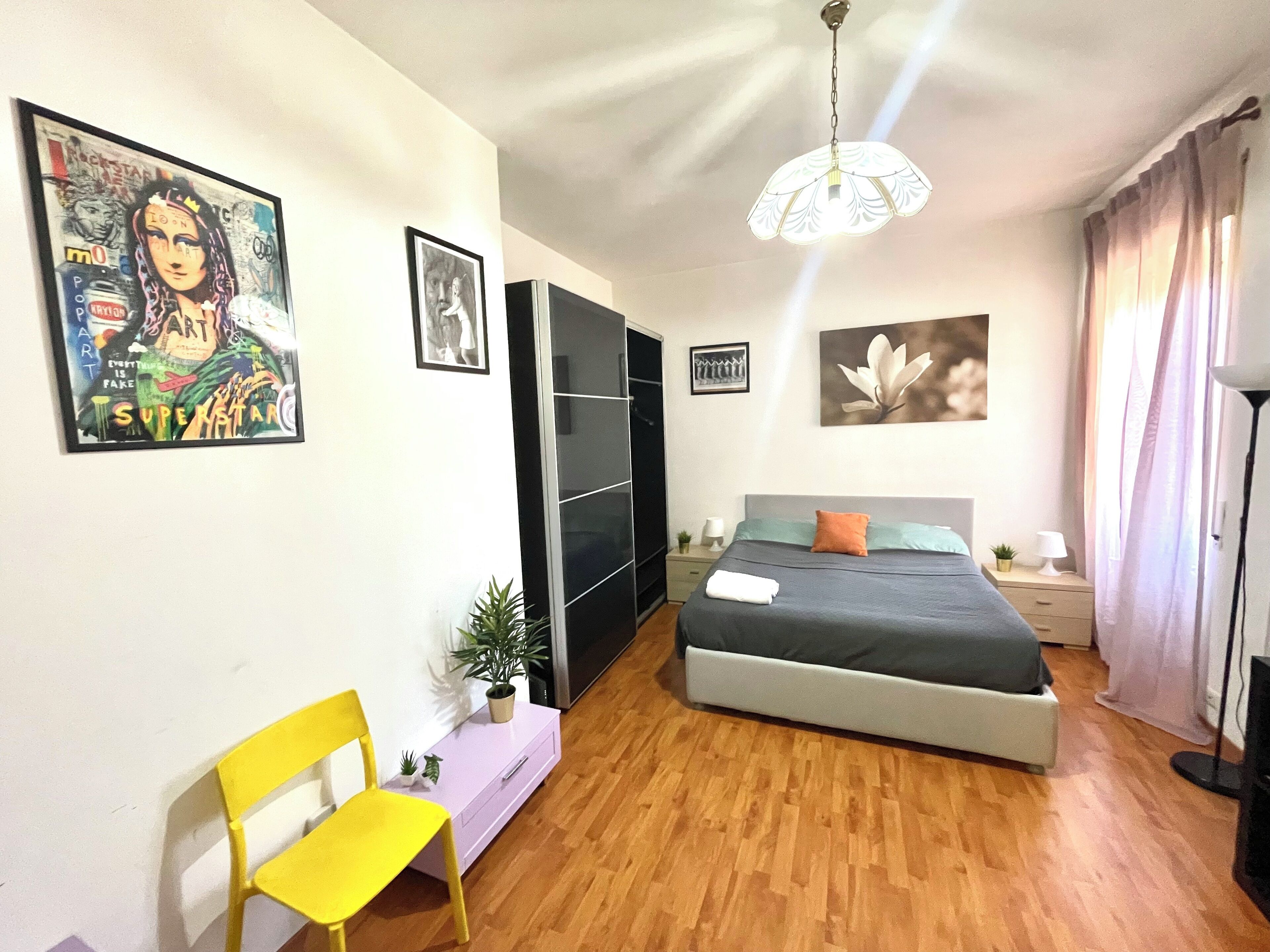 Comfort Apartment | Blackout drapes, free WiFi