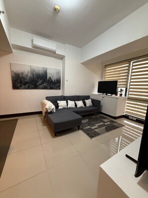 Habitación, 1 habitación, con acceso para personas discapacitadas, vista a la ciudad | Sala de estar