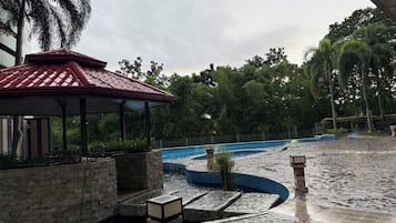 Room, 1 Bedroom, Accessible, City View | Terrace/patio
