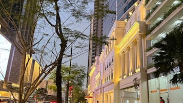 Condo, 3 Bedrooms, City View | Exterior