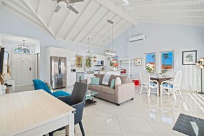 House (2 Bedrooms) | Property amenity