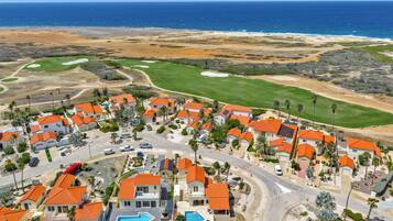 House (2 Bedrooms) | Property amenity