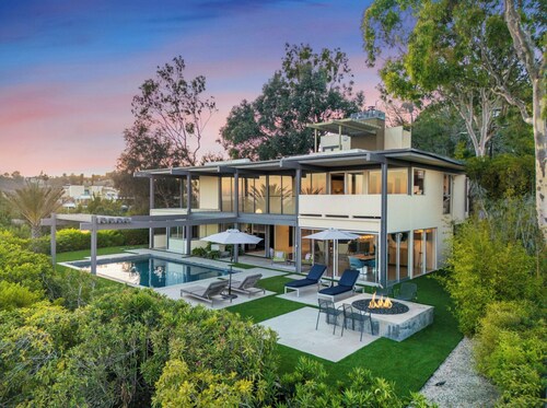 Solara Point - Sunset to Skyline With Pool & Epic Views