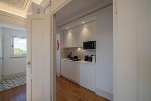 Superior-Apartment, 1 Schlafzimmer, Klimaanlage, Parkblick | Eigene Kochnische