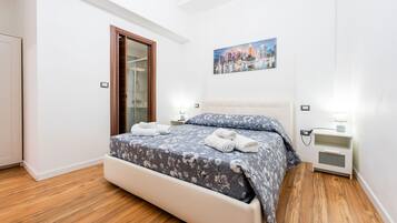 2 slaapkamers, een strijkplank/strijkijzer, wifi, beddengoed