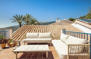 House, 4 Bedrooms, Smoking, Private Pool | Property grounds