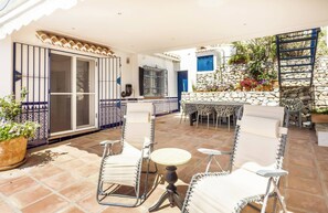 Nhà, 4 phòng ngủ, hút thuốc, hồ bơi riêng | Ban công