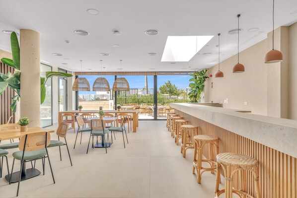 Dining - Villa Soul (Marbella)