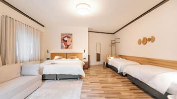 Free cribs/infant beds, free WiFi, bed sheets