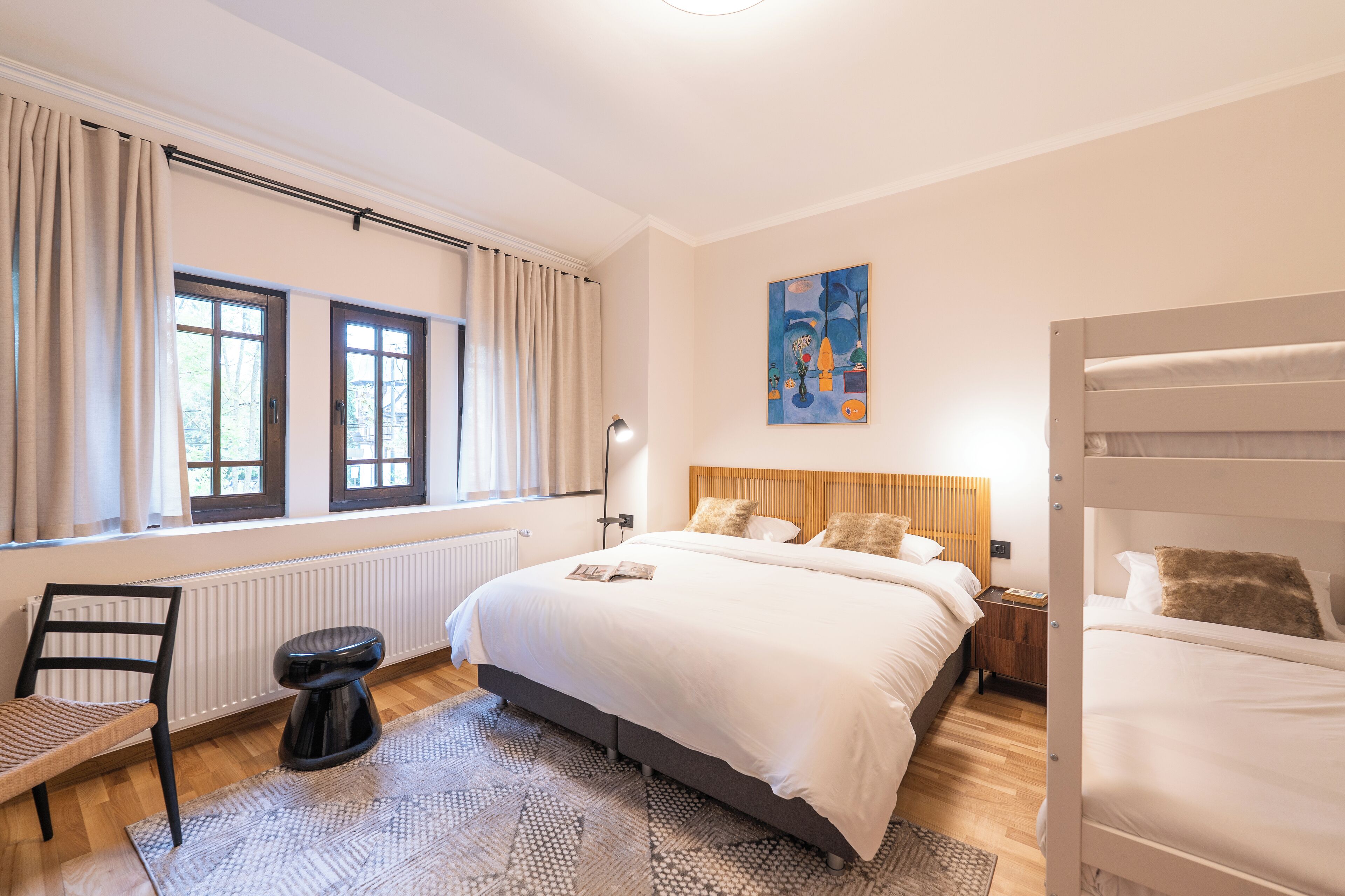 Family Suite | Free cots/infant beds, free WiFi, bed sheets