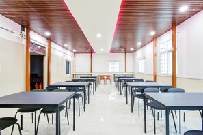 House | Meeting facility