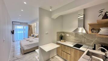 Junior-Suite, Balkon | Eigene Kochnische