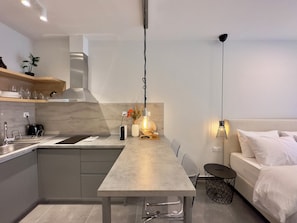 Suite Deluxe, balcon | Coin cuisine privé