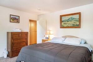 2 Schlafzimmer, Bügeleisen/Bügelbrett, WLAN, Bettwäsche