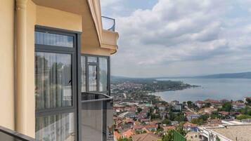 Doppia Deluxe, balcone, vista lago | Vista dalla camera