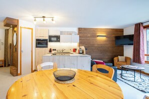 Fridge, microwave, dishwasher, electric kettle