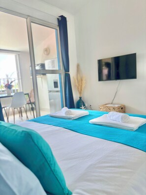 1 bedroom, iron/ironing board, travel crib, WiFi