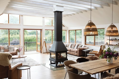 The Lodge - spacious, comfortable, and set in the most beautiful surroundings.