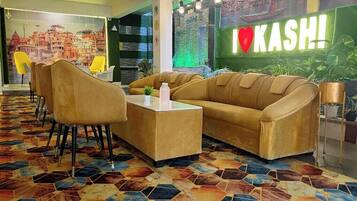 Daily local cuisine breakfast (INR 200 per person)