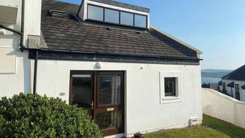 Villa, 3 Bedrooms, Accessible, Balcony | Exterior detail