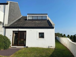 Villa, 3 Bedrooms, Accessible, Balcony | Exterior detail