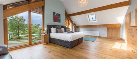 4 bedrooms, iron/ironing board, travel crib, WiFi