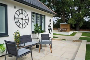 Terrace/patio - Luxury, in the heart of Rutland. A home for all occasions (Ketton)