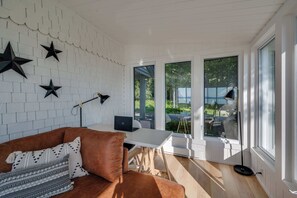 Fernseher, Kamin, Stereoanlage, Arbeitsbereiche