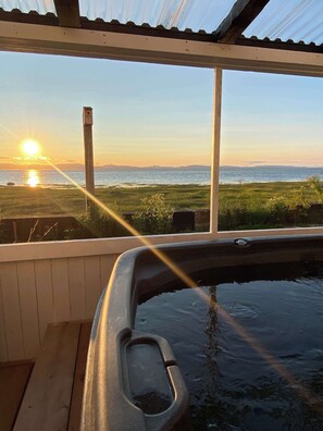 Baignoire à remous extérieure