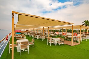 Sun deck