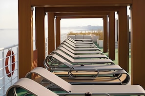 Sun deck