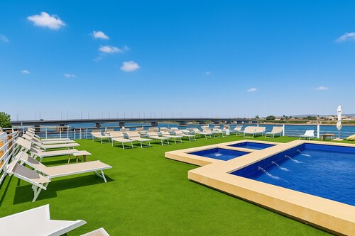 Nile Cruise Sunset Every Monday from Aswan 3 nights and every Thursday from Luxor 4 nights