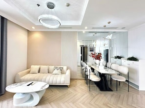 In-room dining - Dani Apartment - Times City - Ha Noi (Ha Noi)