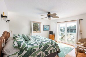 5 bedrooms, WiFi, bed sheets