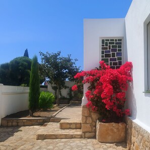 2 habitaciones y acceso a internet