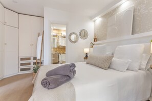 4 bedrooms, WiFi, bed sheets