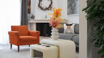 Hera Family Apartment | Living room | 50-inch Smart TV with satellite channels, Netflix, streaming services