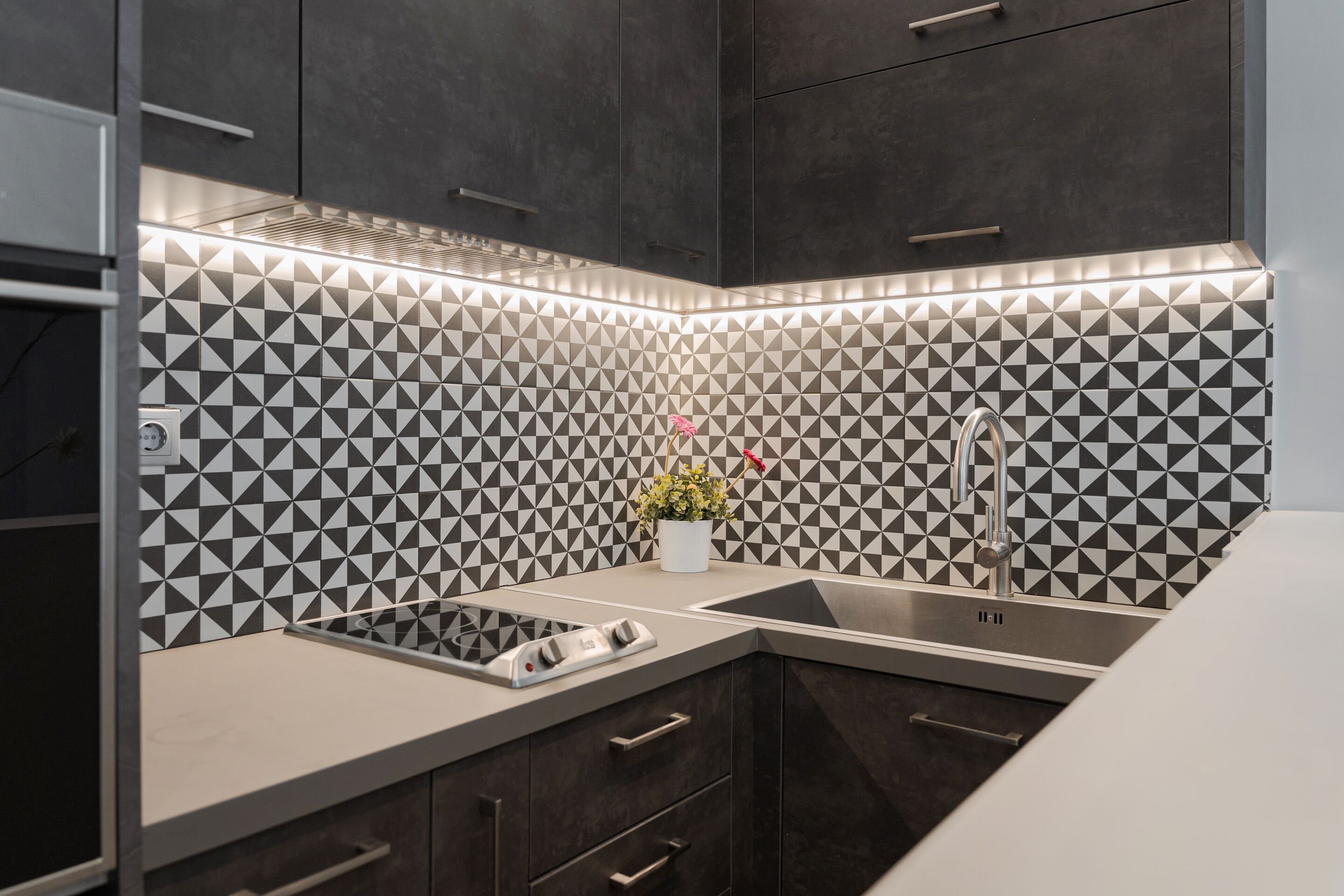 Zeus Grand Apartment | Cozinha privada | Geladeira grande, micro-ondas, máquina de café expresso
