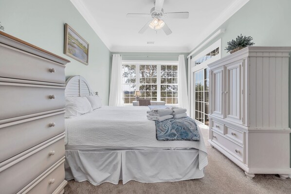 3 bedrooms, free WiFi, bed sheets