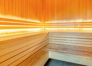 Sauna - Two Bedroom Superior Easy Access Apartment (Ilfracombe)