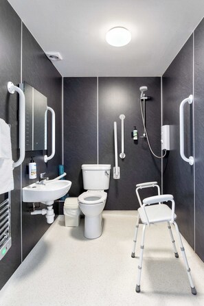 Douche, serviettes fournies