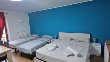 2 Schlafzimmer, Bügeleisen/Bügelbrett, kostenloses WLAN, Bettwäsche