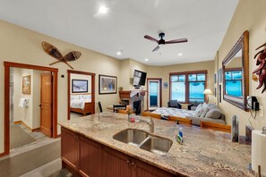 1 室のベッドルーム、アイロン / アイロン台、旅行用ベビーベッド、WiFi (無料)