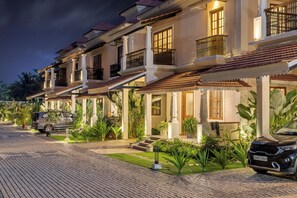 Exterior - Elivaas Opalys (Arpora)