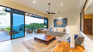 智能電視、書籍