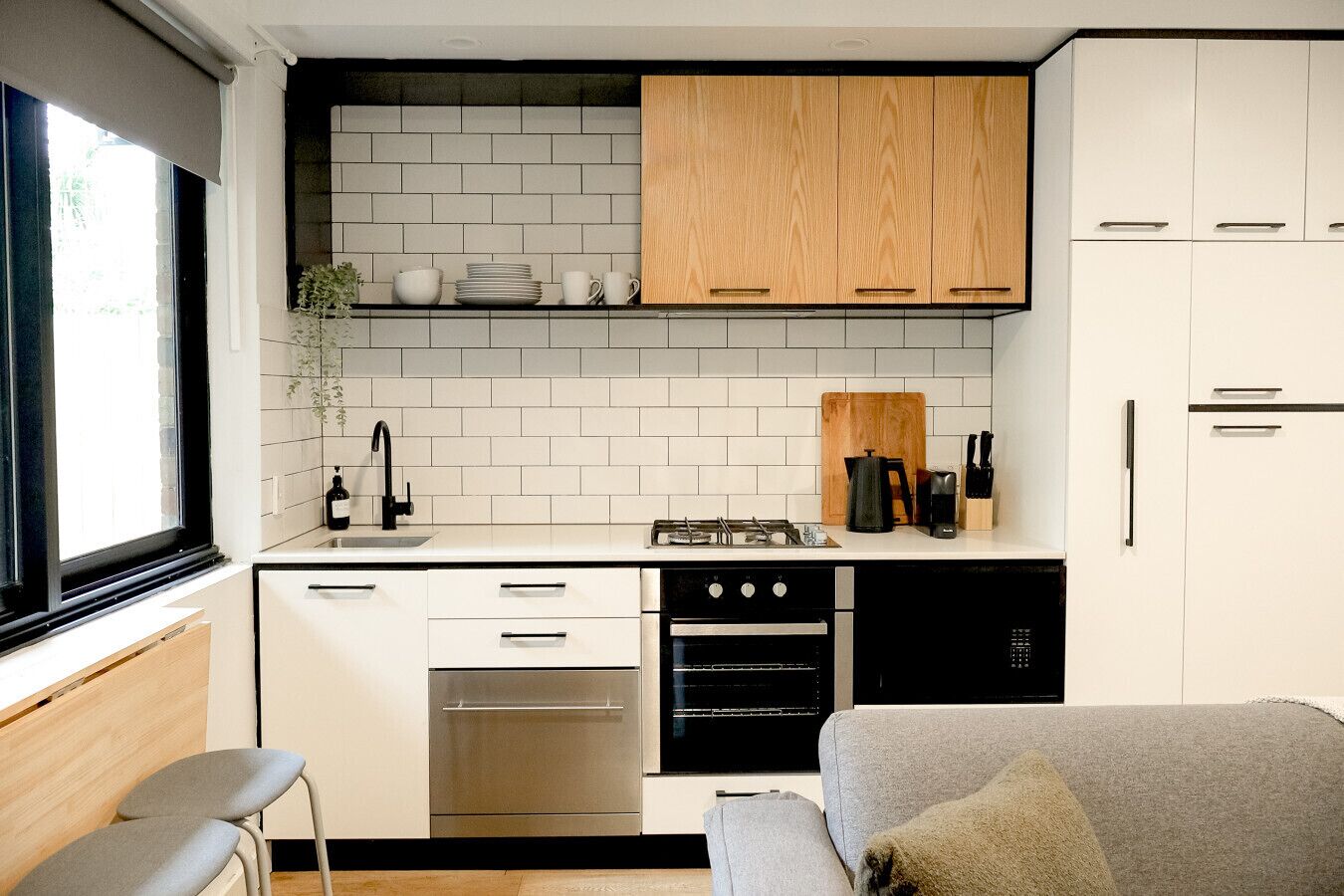 冰箱、微波炉、烤箱、洗碗机