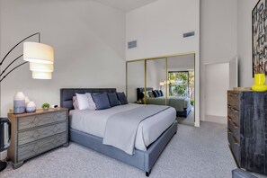 3 bedrooms, desk, iron/ironing board, WiFi